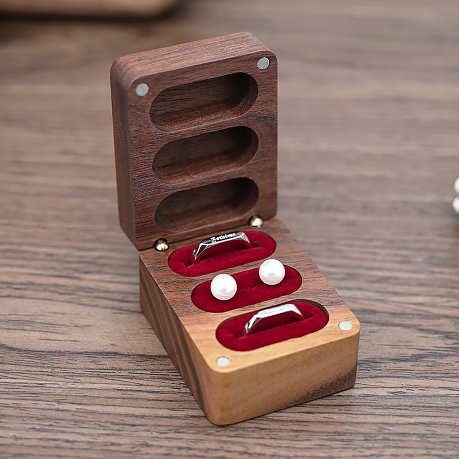 Perro-Wooden Ring Box Personalized Wedding Gift
