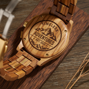 木质手表后盖激光雕刻特写